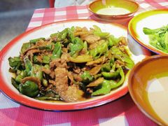 -思博半步颠小酒馆(梦时代店)