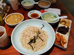 -裕兴记•蟹黄面馆(人民广场店)