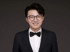 -经典婚纱摄影美学馆·私人定制
