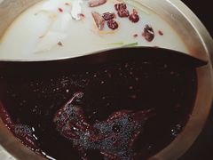 鸳鸯锅-九鼎轩火锅大排挡