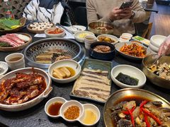 -草家酱蟹炭火烤肉店(珲春南路一店)