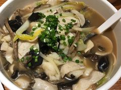-渝是乎酸菜鱼(龙旗购物中心店)