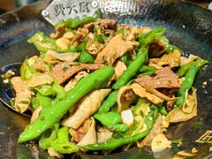 -费大厨辣椒炒肉(黄兴中心广场店)