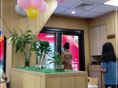 -华莱士·全鸡汉堡(新港店)