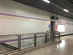 -龙溪路(地铁站)