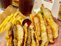 -必胜客(WOW中心城店)