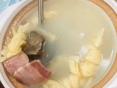 腌笃鲜汤-蘭心餐厅(进贤路店)
