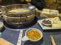 -秋语木桶鱼.酸菜鱼(开发区火车站店)