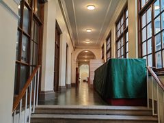 -香港大学