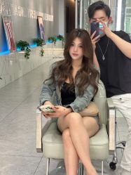 -PE SALON
