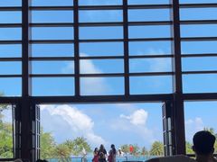 -亚龙湾喜来登·美景台大堂吧