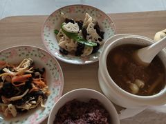 -悦芽照护月嫂+育儿嫂(杭州店)