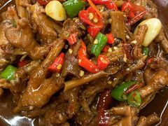 招牌烧鸡脚-小辉哥大排档(船山路总店)