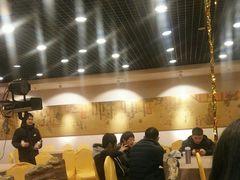 -乔波室内滑雪场