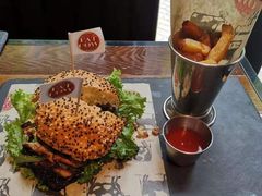 -FAT COW(虹梅路店)
