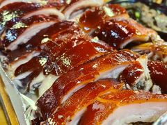 -东方之猪四更烤乳猪(金垦总店)