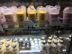 -巴黎贝甜(大宁国际商业广场店)