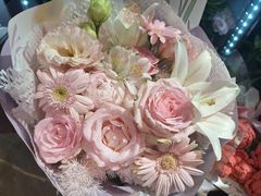 -谷莠子花艺·气球派对·绿植造景·花艺沙龙(金光华广场店)