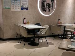 -必胜客(仲盛商城王安宇主题店)