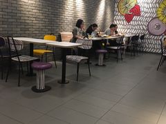 用餐区-麦当劳(宝山大厦店)