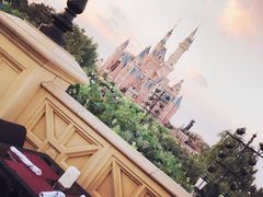 -WOLFGANG PUCK KITCHEN & BAR(迪士尼小镇店)