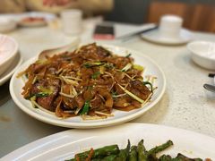 -肥仔文澳门猪骨煲(南京西路店)
