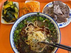 -吾穆勒蓬灰牛肉面·清真(北滨河中路店)
