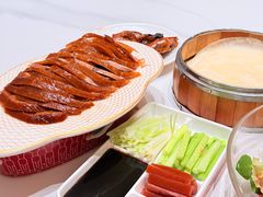 -梅利汴京烤鸭•开封豫菜地标店(东司门店)
