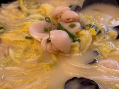 -品海楼·大连海胆锅贴馆(东港店)