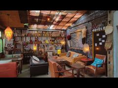 -城墙外BAR