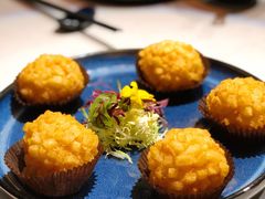 咸蛋黄鲜虾球-荟廷·晶萃(陆家嘴尚悦湾店)