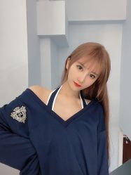-AYO SALON