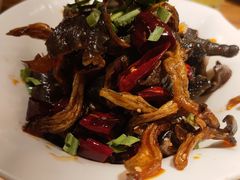 -隔壁老王·家常云南菜(花巷店)