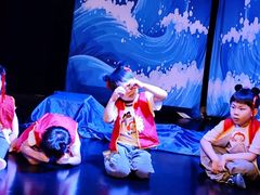 -猴有戏教育戏剧·音乐剧·主持口才·演讲朗诵辩论(环球港华师大校区)