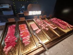 -山焱·炭火自助烤肉(周浦万达店)