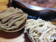 -正南齊北重庆老火锅(光华村直营店)