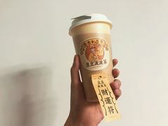 -喜茶(上海打浦桥日月光gelato lab+店)