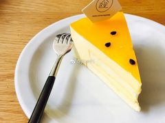 百香果慕斯-彳亍咖啡·这里(水湾路店)