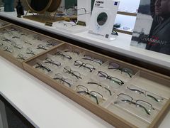-无界眼镜MaxLess(南翔印象城店)