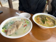 蹄花汤-洪大妈·黄鱼面(金山嘴渔村店)