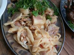 -无名牌猪脚店