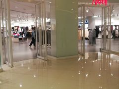 -H&M(华润万象城店)