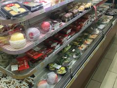 -全家便利店(东直门店)