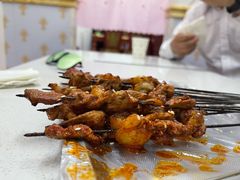 -马克力木手抓炕锅烤羊肉(盐湖一小区店)