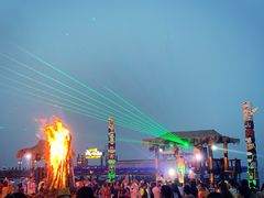 -北戴河碧螺塔海上酒吧公园