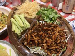 -老郑家东北春饼(龙悦居店)