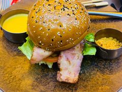 芝士瀑布牛肉汉堡-get pizza意大利餐厅(凯德MALL店)