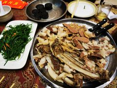 -玛拉沁艾力手把肉蒙餐