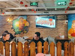 -三个大叔烤羊肉串·歌手驻唱·碳烤鲜肉(西三旗店)