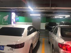 -金虹桥国际中心·停车场
